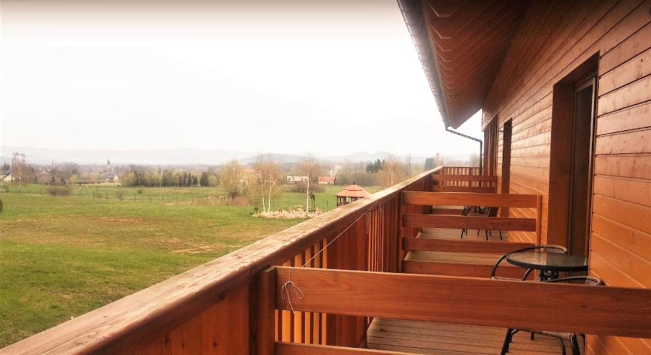 B&B Dom Z Bali Miłków Exterior foto